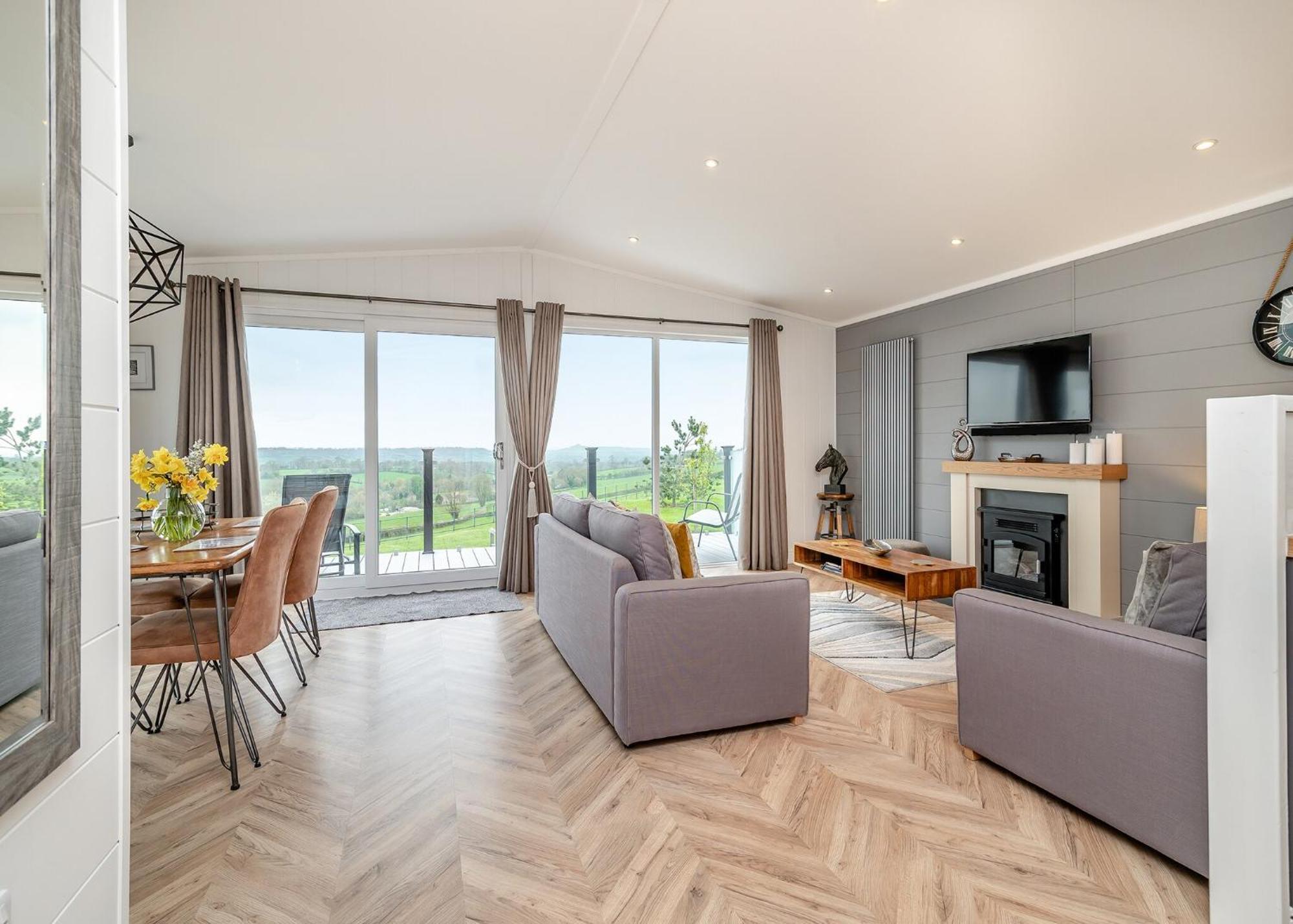 Midsomer Lodges Pilton Room photo
