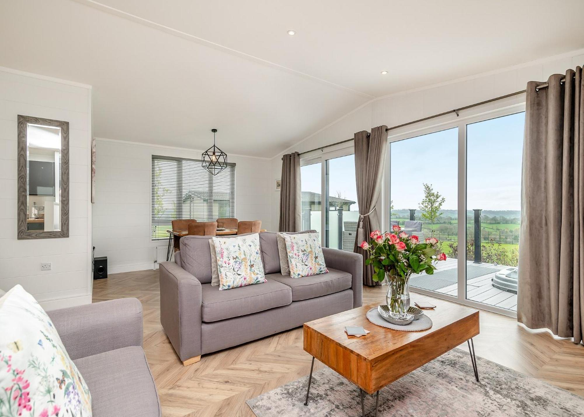 Midsomer Lodges Pilton Room photo
