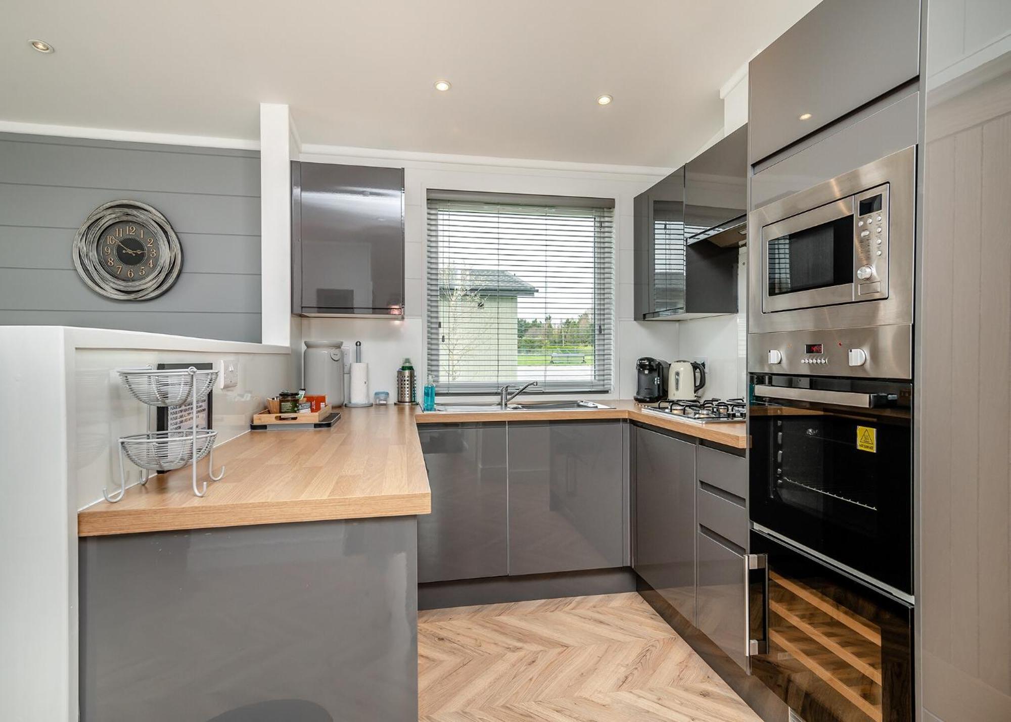 Midsomer Lodges Pilton Room photo
