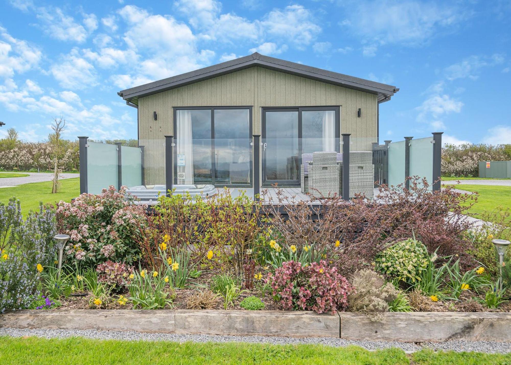Midsomer Lodges Pilton Room photo